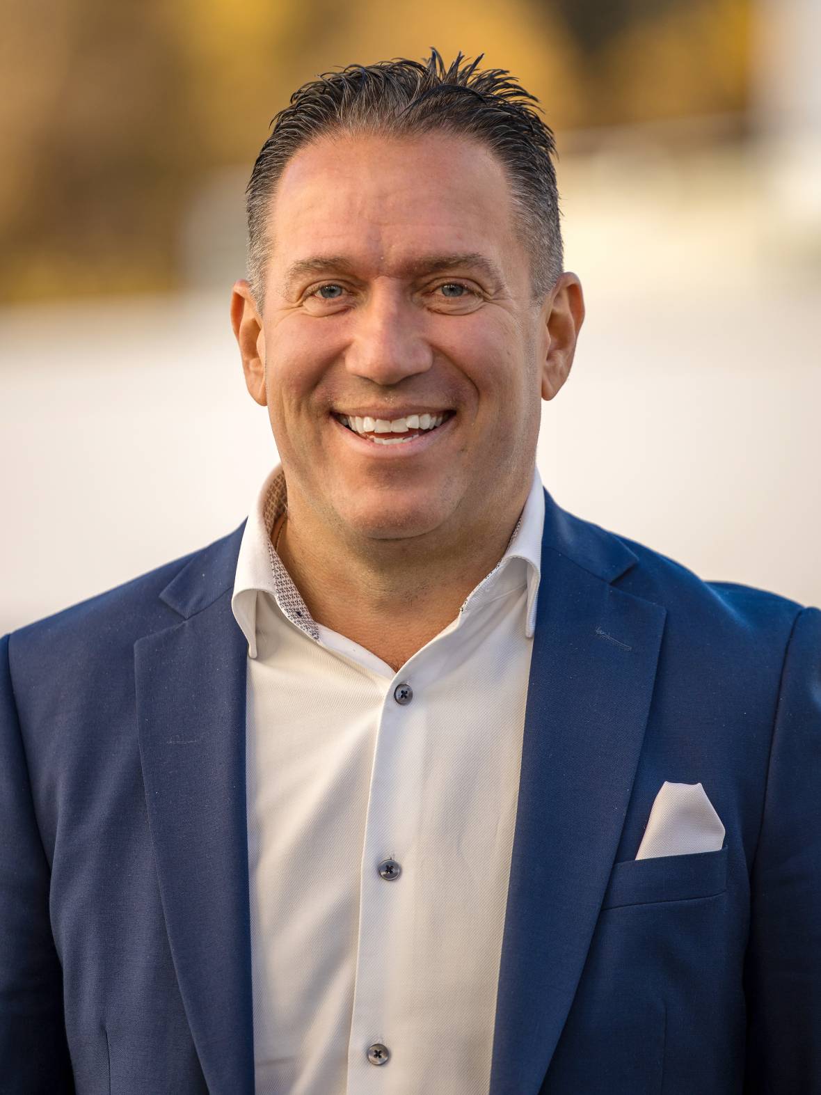 Tom Rosen Tom Rosenlund - Eiendomsmegler Norge