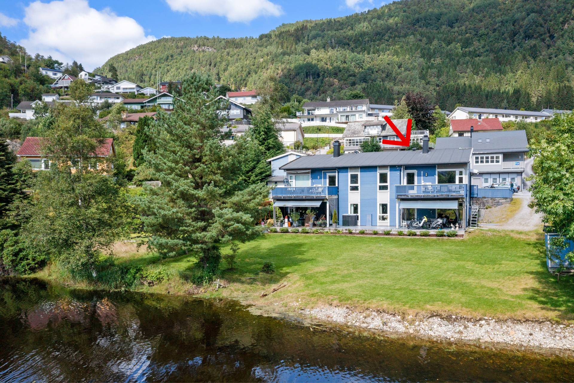 Korsavegen 7B, FØRDE